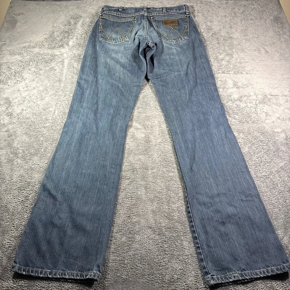 Wrangler Retro Relaxed Bootcut Jeans Mens 29x34 Blue Distressed WRT20WB Denim